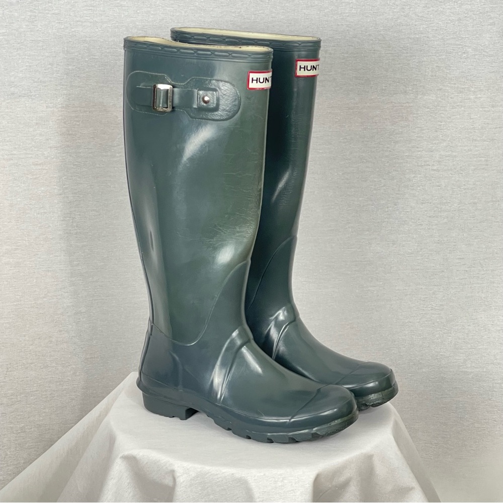 Women's Original Tall Gloss Hunter Rain Boots in Army Green (All Year Wear)